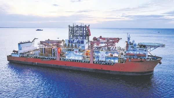 Süper Filo Yeni Keşiflere Yelken Açacak! Türkiye Uluslararası Sularda Petrol Ve Doğalgaz Arıyor